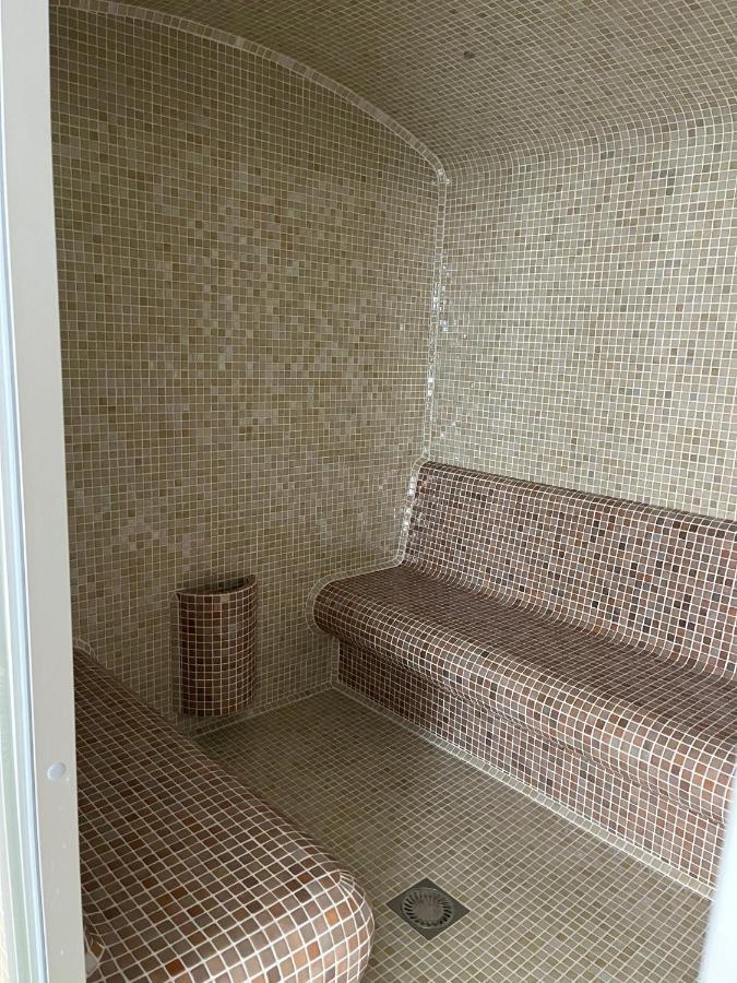 Brookforest Apartman Hajdúszoboszló Exteriör bild