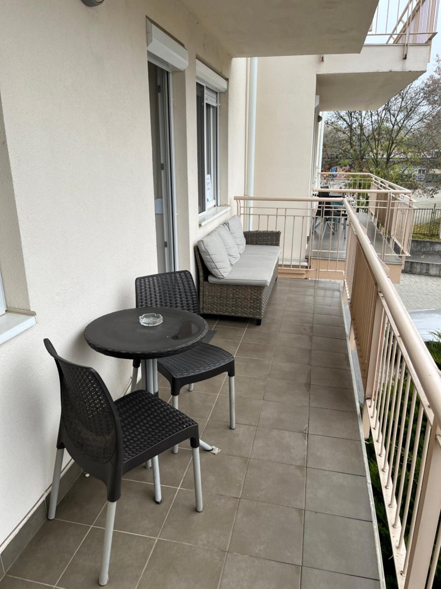 Brookforest Apartman Hajdúszoboszló Exteriör bild